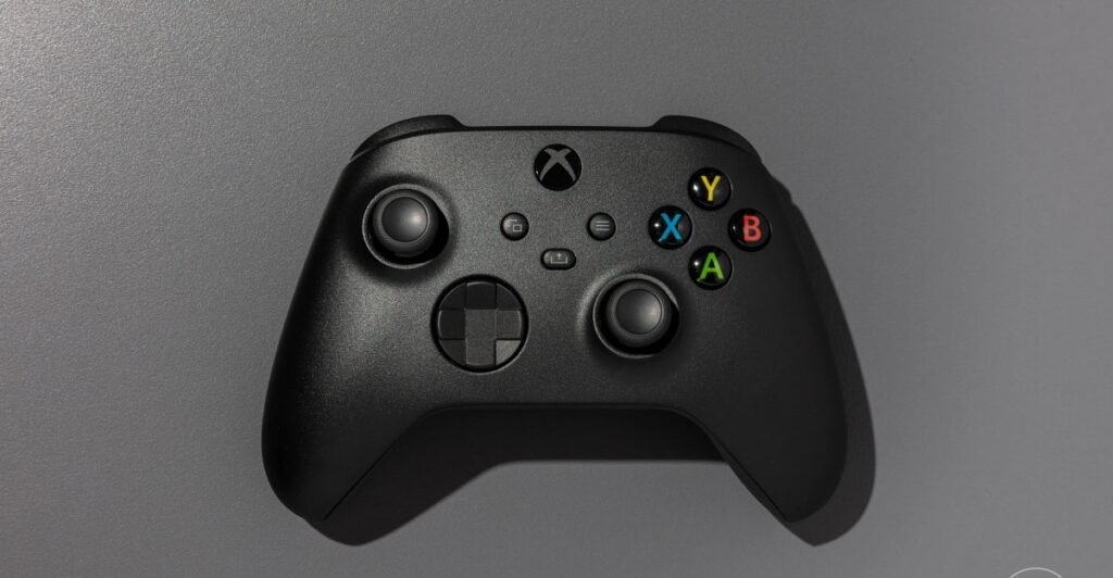 The trusty Xbox wireless controller is $20 off at Woot